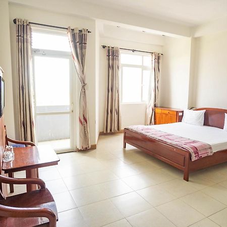 Lyly Hotel Дананг Екстериор снимка