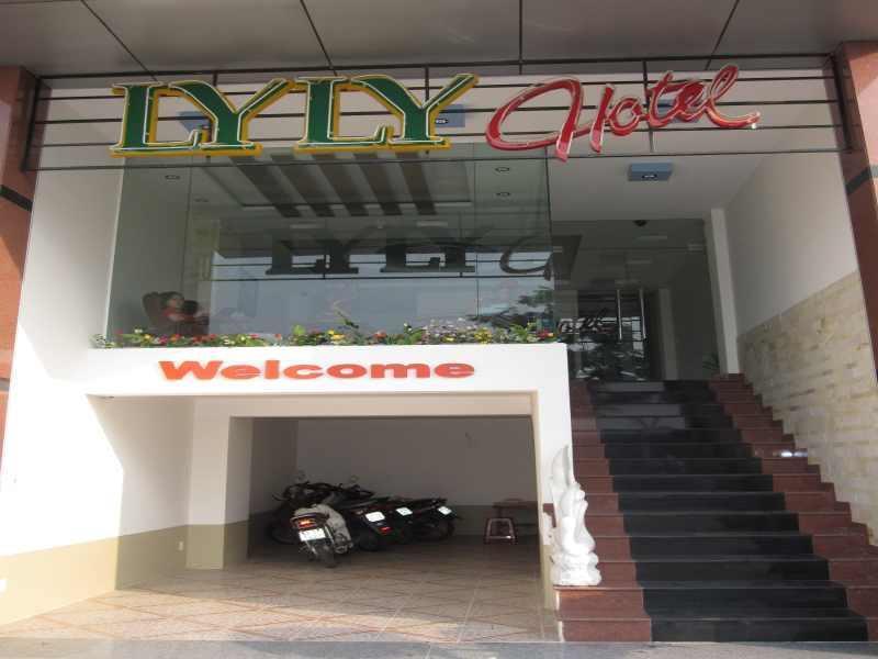 Lyly Hotel Дананг Екстериор снимка